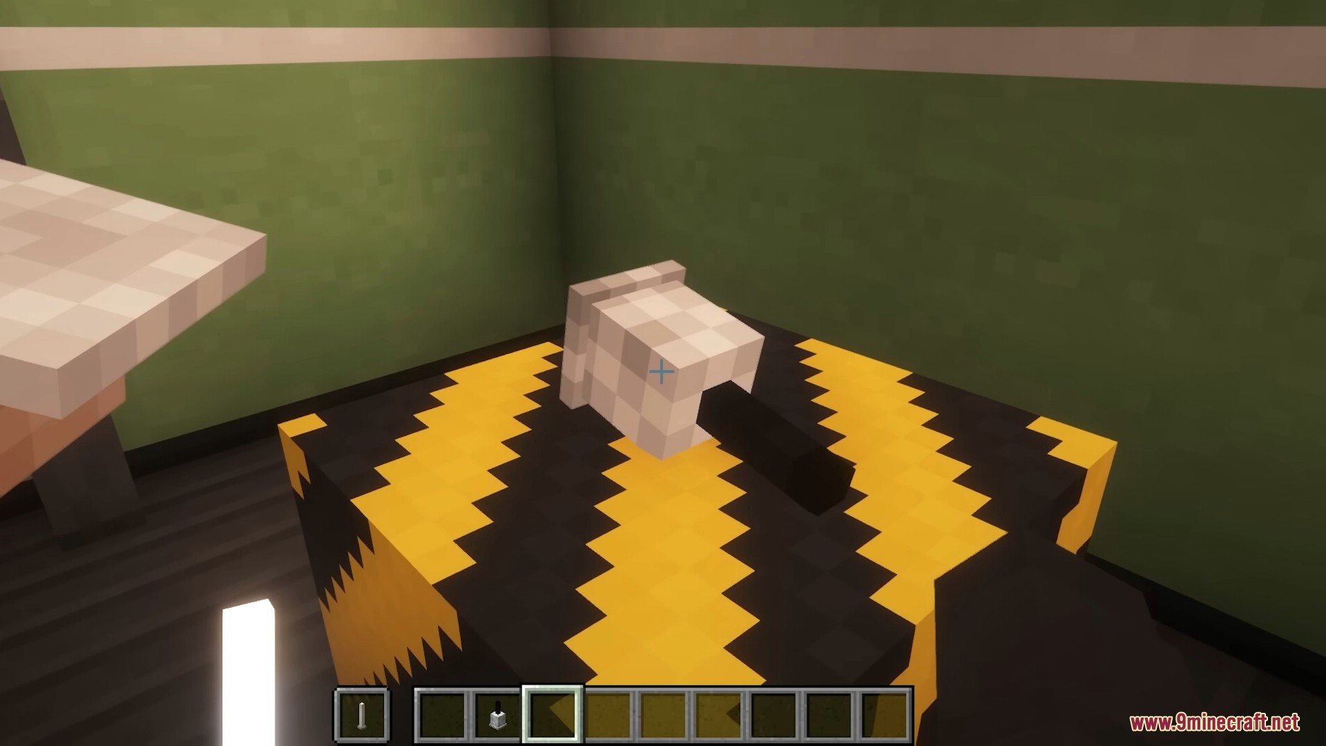 Scp Bell SCP-662 Butler’s Hand Bell Mod (1.20.1, 1.19.2) – Ring And He Appears