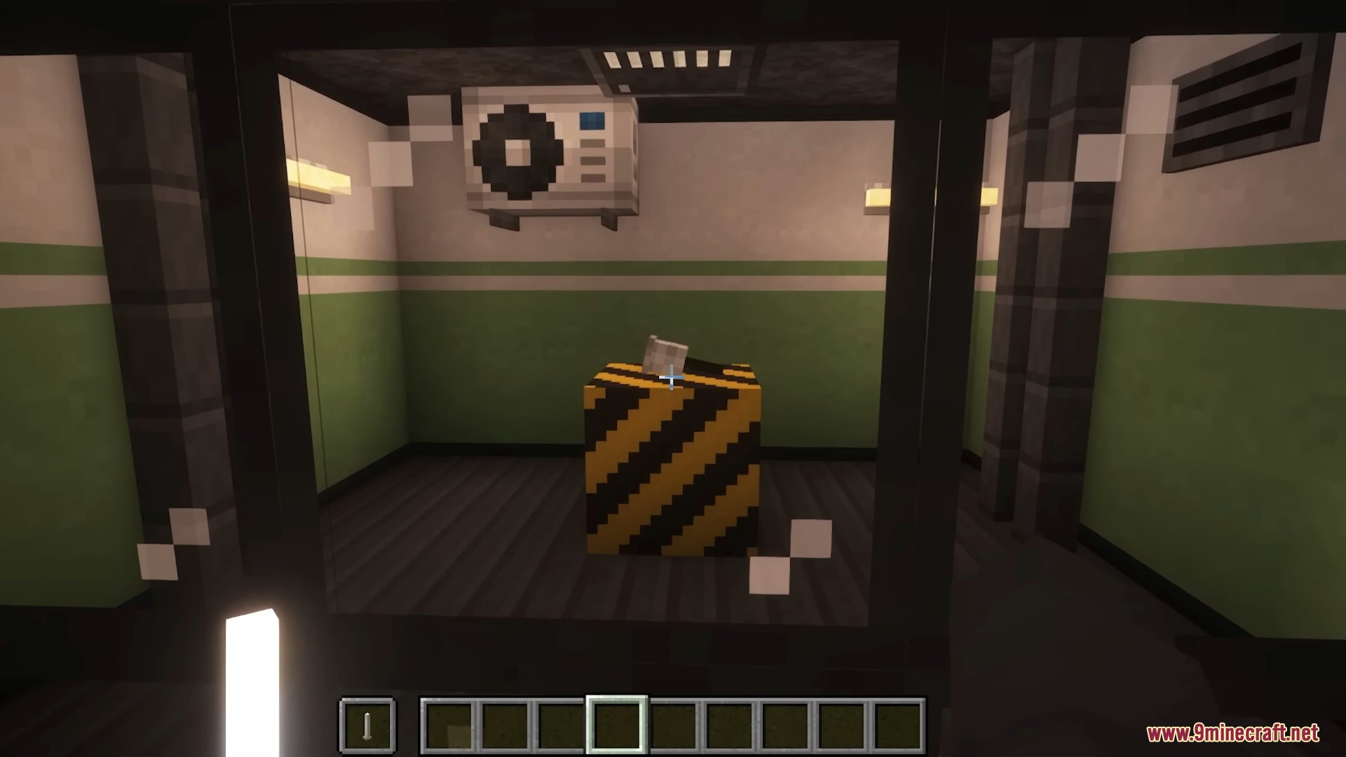 Scp Bell SCP-662 Butler’s Hand Bell Mod (1.20.1, 1.19.2) – Ring And He Appears
