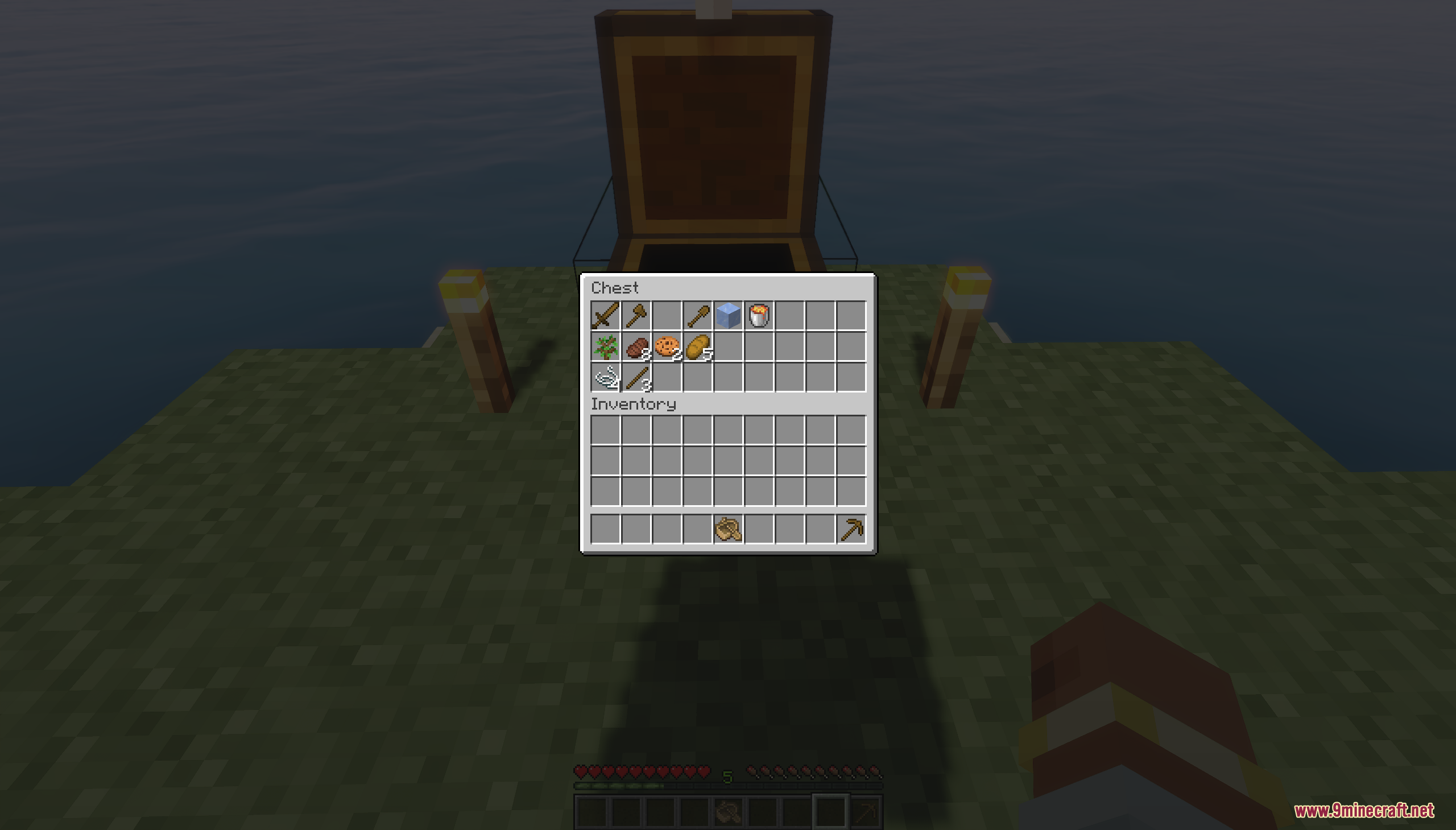 Lonely Island Map (26.1.2, 1.20.1) – Survive On A Single Island 3 Player checking the starting chest inventory with basic survival items