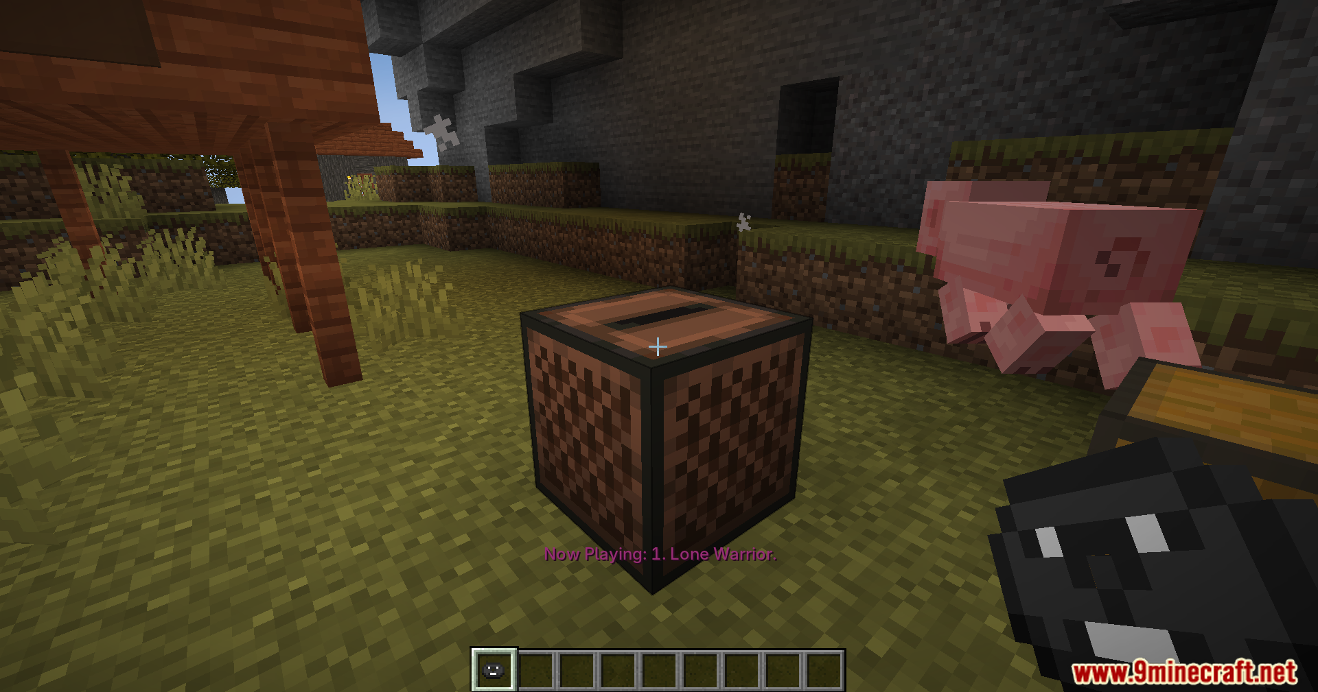 Taxcavereader Mod (1.20.1) – Adds Horror Audiobooks To Dungeons 4 Playing a custom music disc named lone warrior in jukebox
