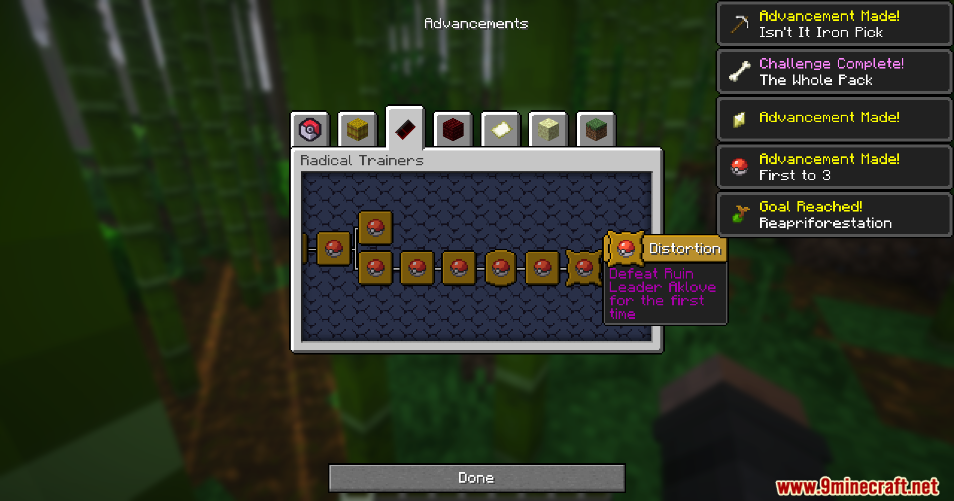Mrct Localization Data Pack (1.21.1, 1.21) – Read Trainer Goals And Earn Custom Badges 9 Player checking the description of an advancement in the radical trainers menu