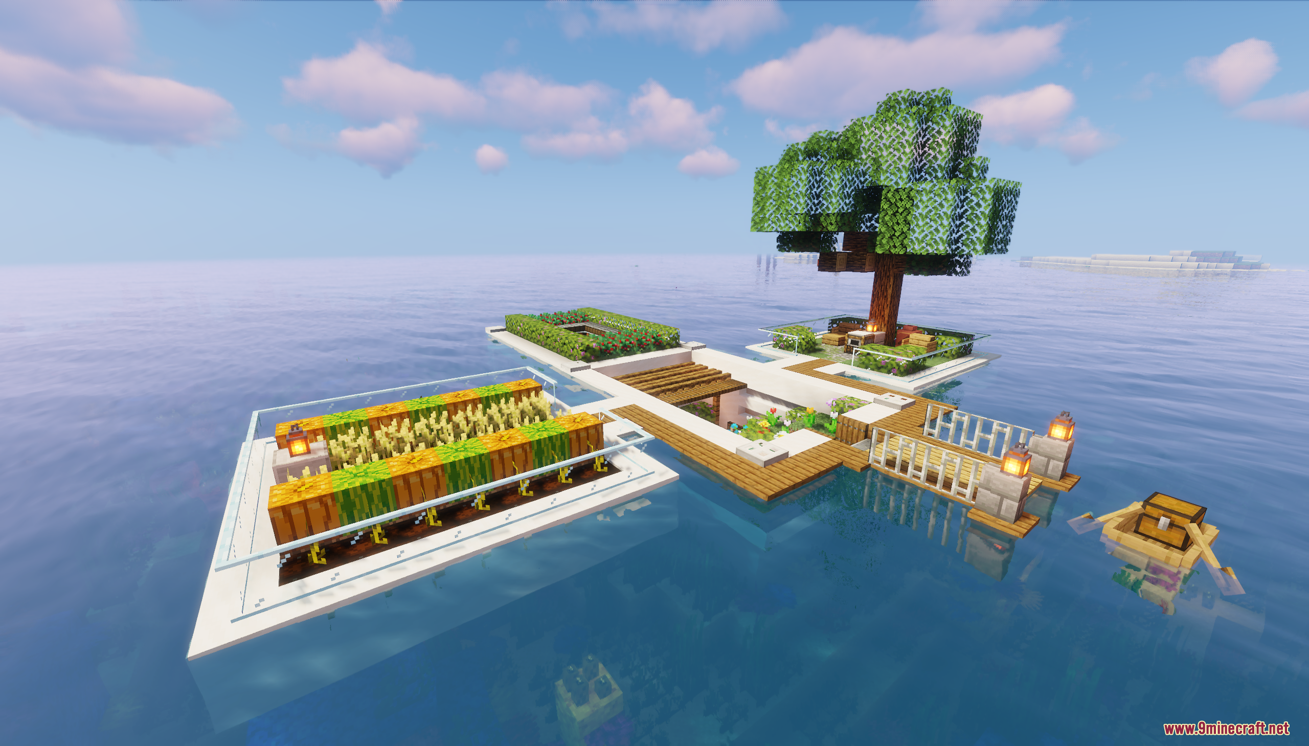 Small Underwater Base Map (26.1.2, 1.20.1) – Start Your Ocean Life 3 An aerial view of the floating ocean base and dock