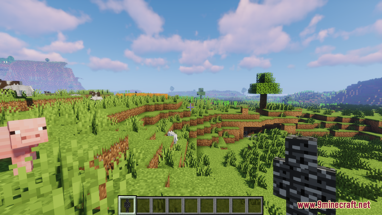 Skin Totem 3D Edition Resource Pack (1.21.11, 1.20.1) – Creating Your Own Mini Version 5 First person perspective of a player holding a custom 3d skin totem