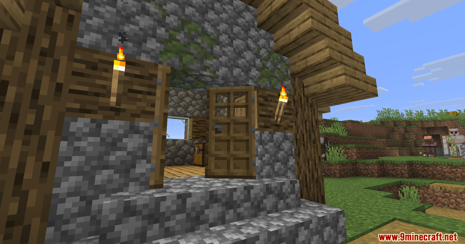 Fancy door animations mod showing a wooden door swinging open in minecraft