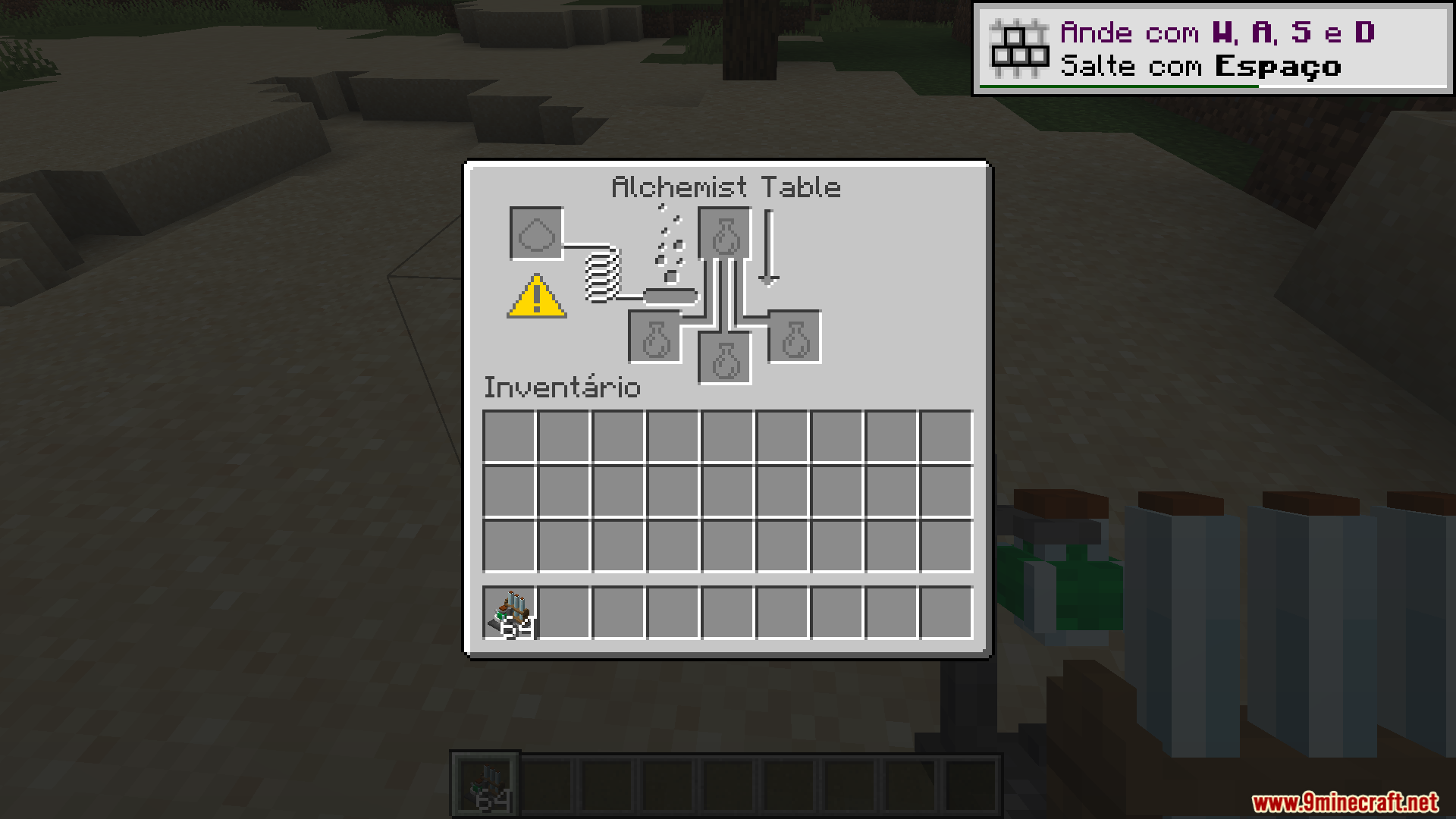 An alchemist table interface displaying custom brewing slots and portuguese text