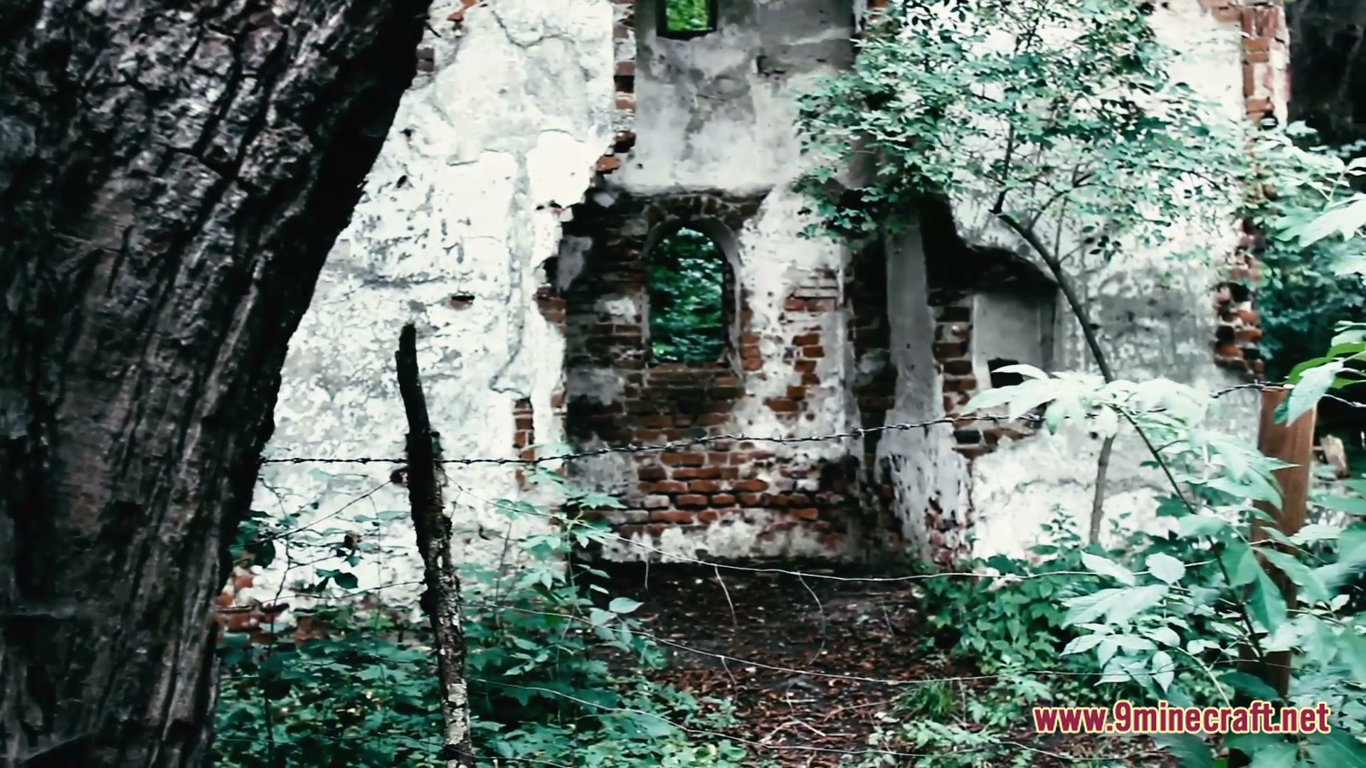 Abandoned ruined futuristic tower map screenshot 2