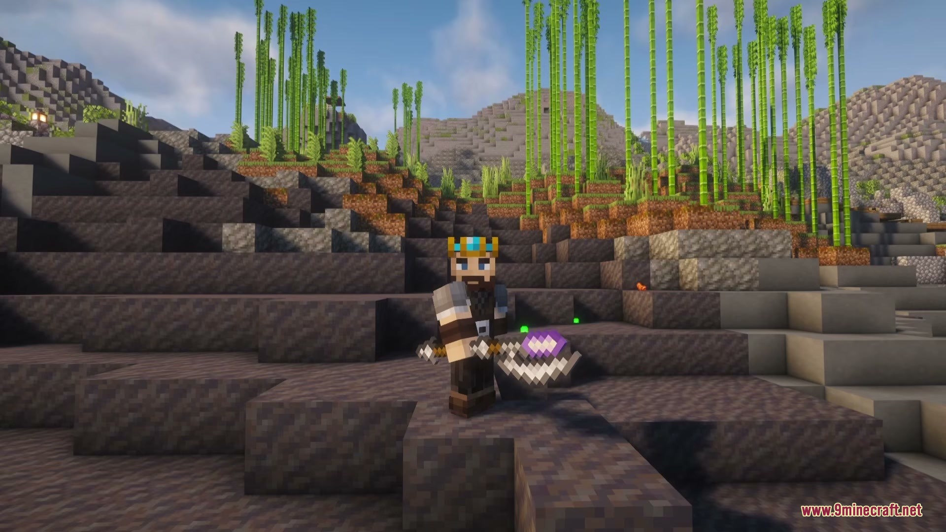 Construct’s Casting Mod (1.20.1) – Forge Custom Spellcasting Weapons 2 A crowned player holds a glowing purple battlestaff from construct casting mod