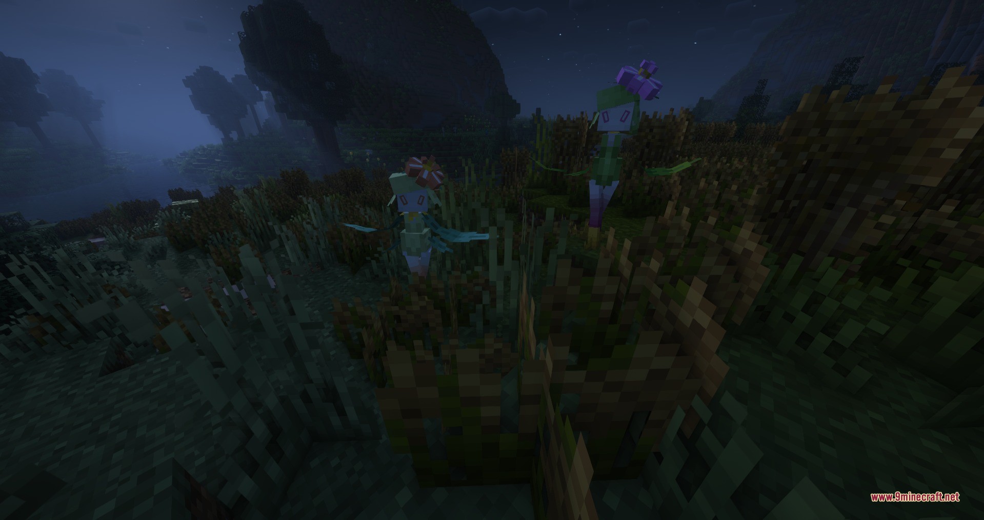 Pigeon’s Poke Pack Fang And Claw Data Pack (1.21.1, 1.20.1) 8 Two custom petilil models standing in tall grass during a dark minecraft night