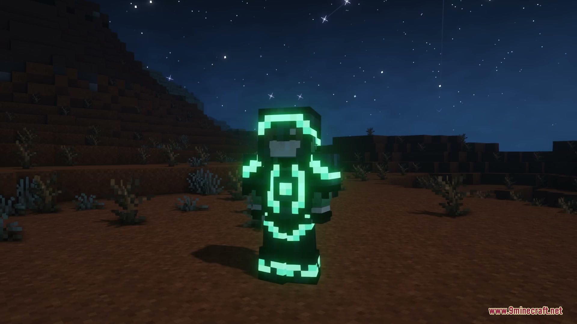 Radiant Veneer Mod (26.2, 1.21.1) – Light Up The Night With Glowing Armor Trims 7 Minecraft character wearing dark armor with glowing cyan trims in a night desert