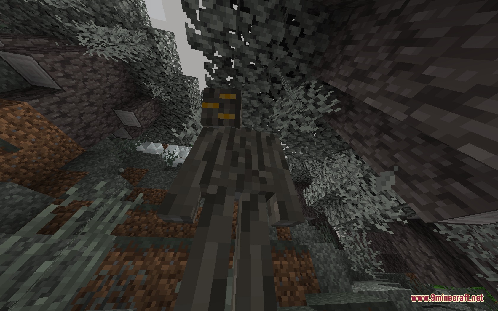 Retrograde Vision Resource Pack (1.21.11, 1.20.1) – Classic Programmer Art 7 A skeleton mob with retro textures stands among cobwebs in a dark forest