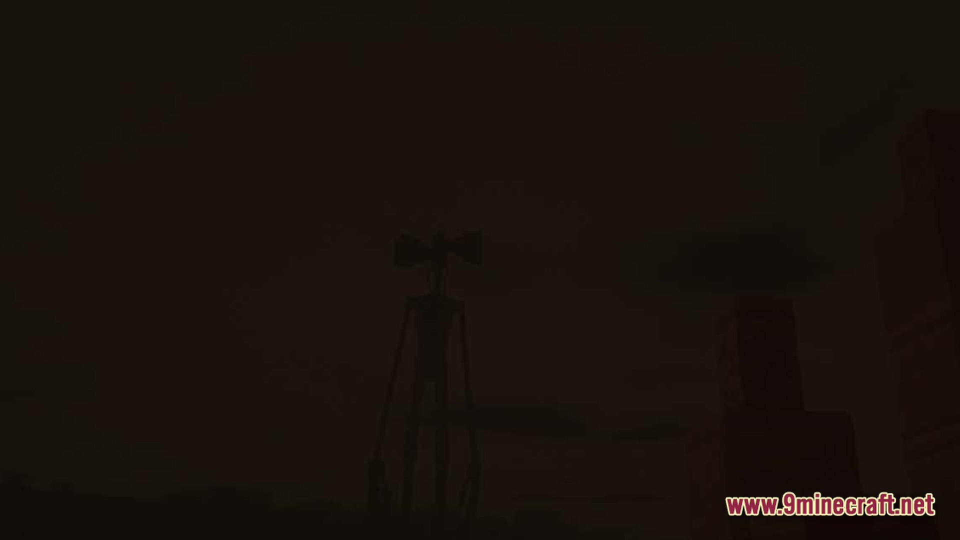True Horror Modpack (1.20.1) – Survive Terrifying Monsters 8 A silhouette of the siren head mob stands in a dark, foggy minecraft environment at night