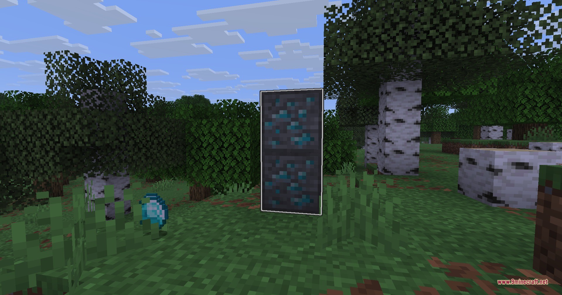 A visual preview highlights two diamond ore blocks in a forest setting