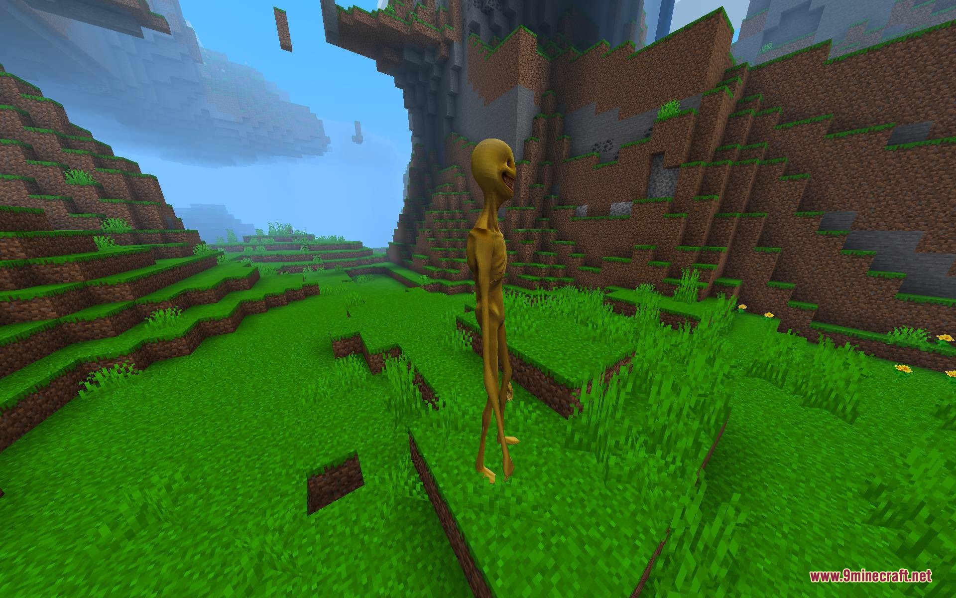 Verity Body Overhaul Mod (1.20.1) – Survive Terrifying Chases From A Golden 6 A tall yellow demon from verity body overhaul mod stands in a field
