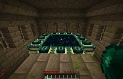 Boundless Realm Lockdown Data Pack (26.2, 1.21.1) – Lock Dimension Travel Until 6 A player stands before an activated end portal in a stone stronghold
