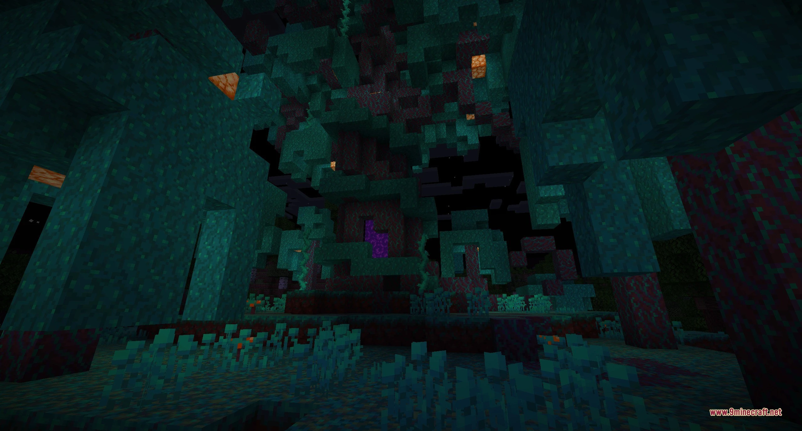Dimensional Breach Scars Data Pack (1.21.11, 1.20.1) – Find Natural Nether 5 Warped forest portal structure surrounded by warped blocks in a dark forest