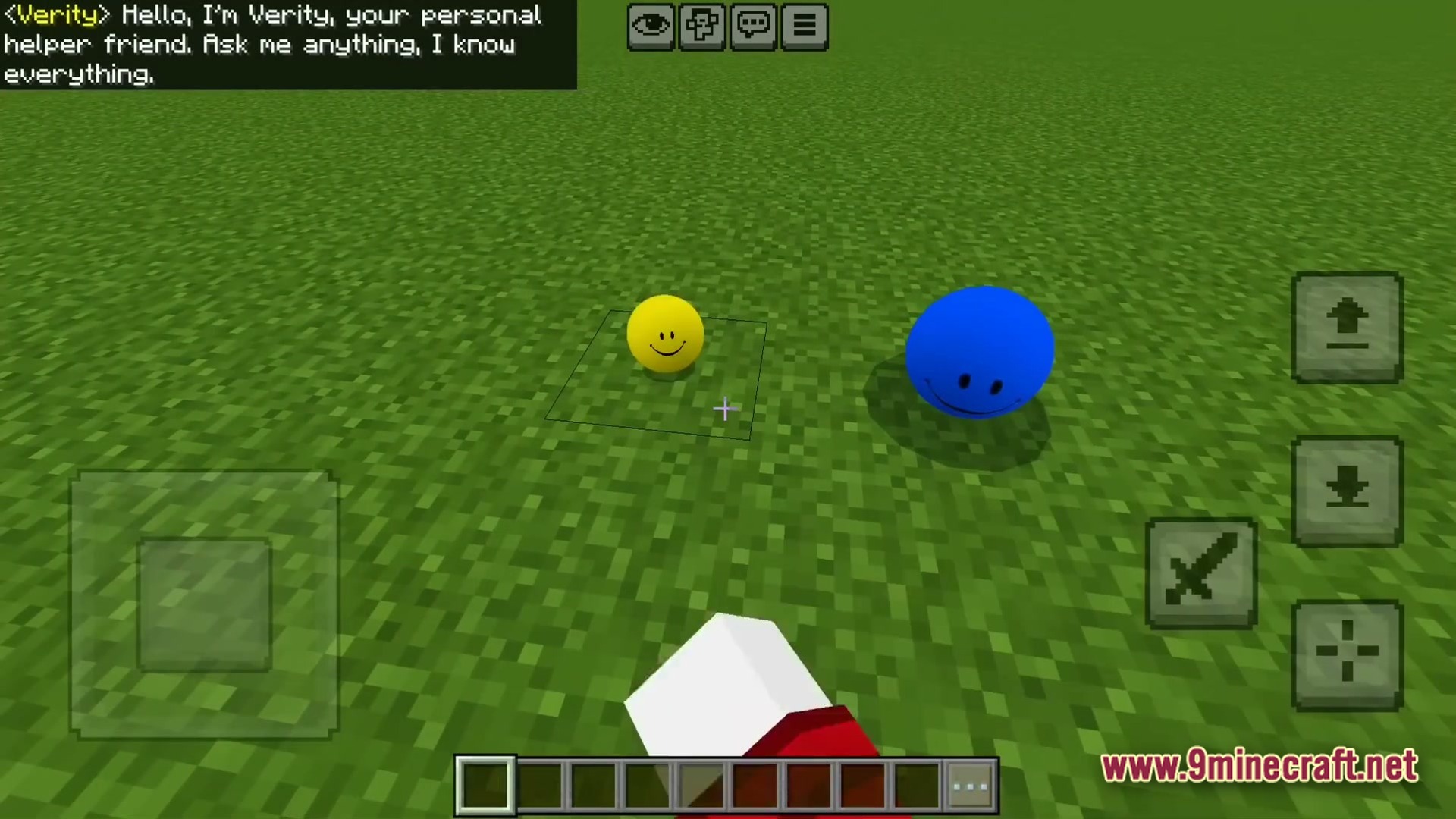 Whispering Neural Fear Modpack (1.20.1) – Survive With A Strange Helper 3 A yellow and blue spherical entity named verity communicates through the chat on a grass field