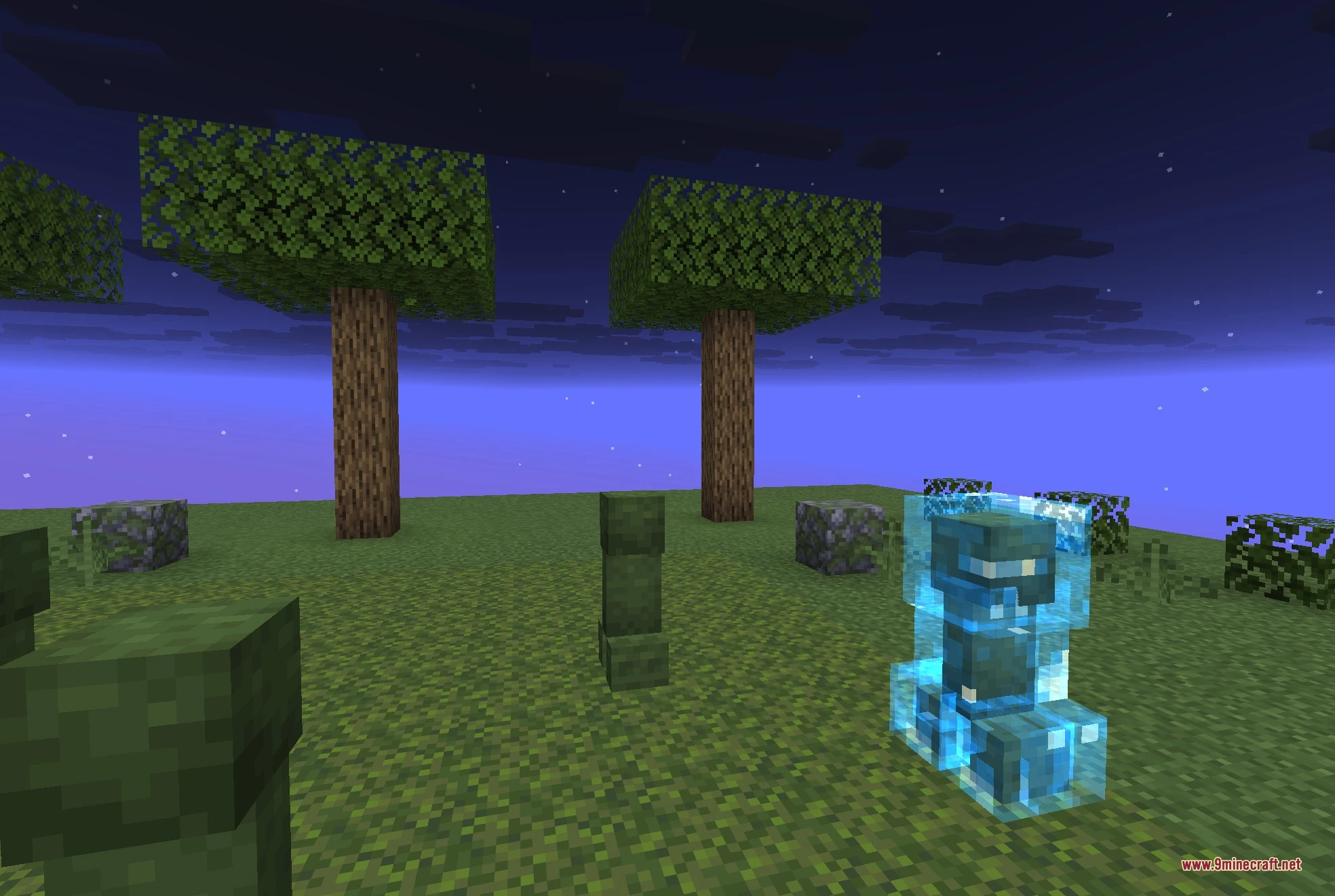 Creepers Revamped 9Minecraft Resource Pack (26.3) – Fresh Looks For Iconic Night Mobs 5 A charged creeper with a blue aura stands among different creeper variants